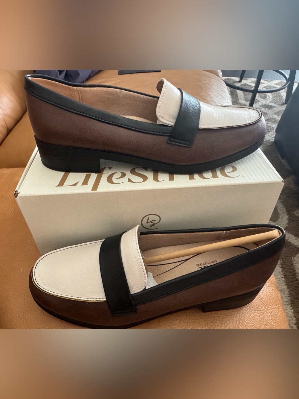 Life Stride Sonoma women's Loafers in Brown, Black & Cream Sz 8.5
